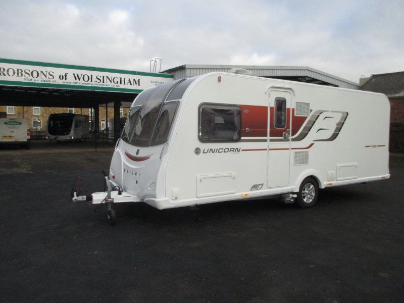 Used White Caravans for sale in Auckland, Durham Robsons of